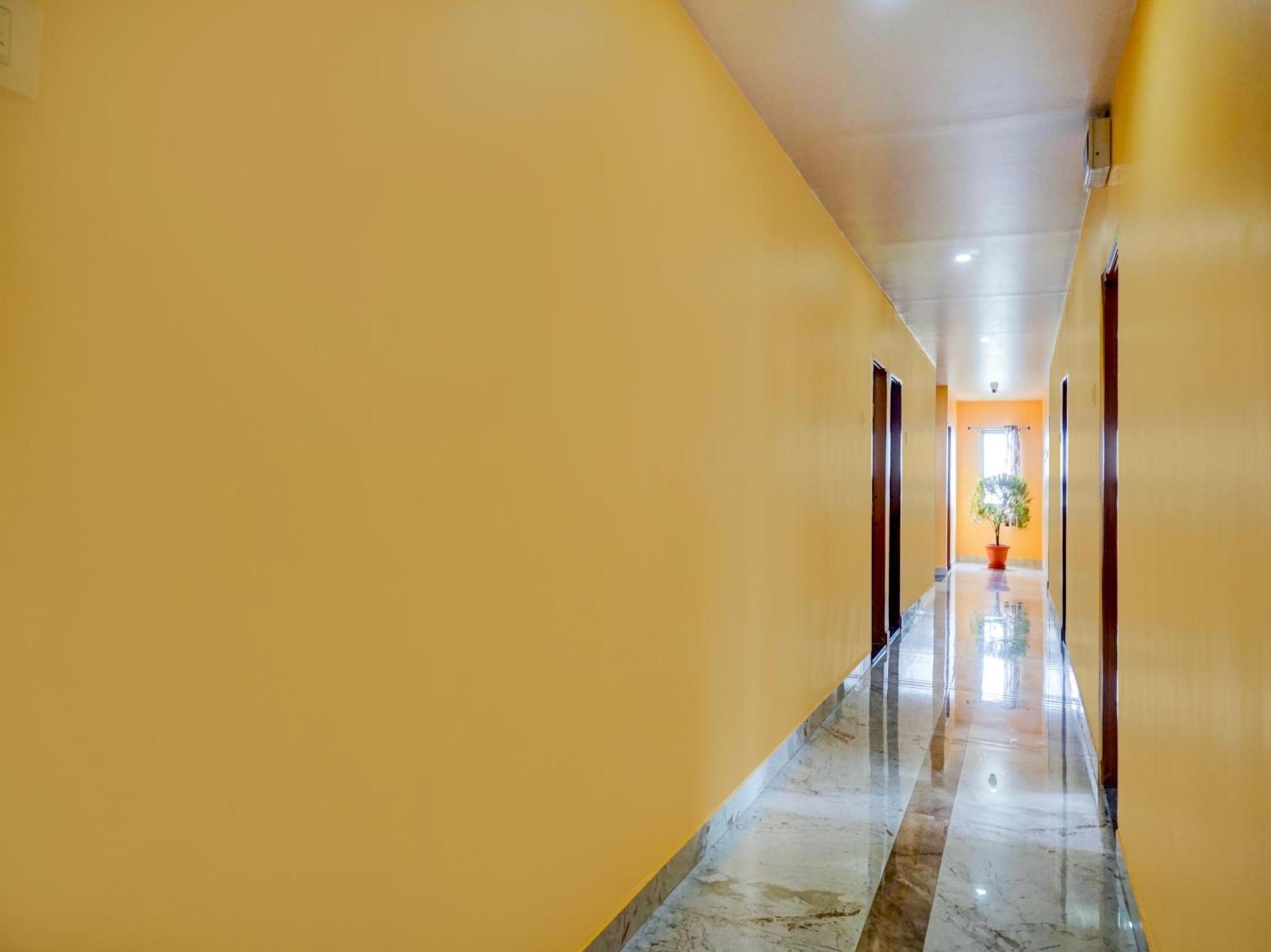 Spot On Hotel Shree Samarth Lodging كولهابور المظهر الخارجي الصورة